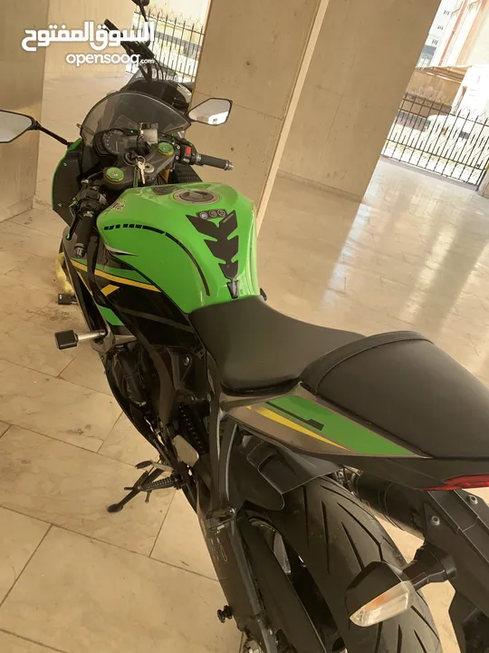 kawasaki NINJA zx6r 636cc 2015 model running  20.000 km/h