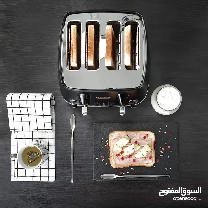 De'Longhi Distinta X  Designer 4 Slice Toaster