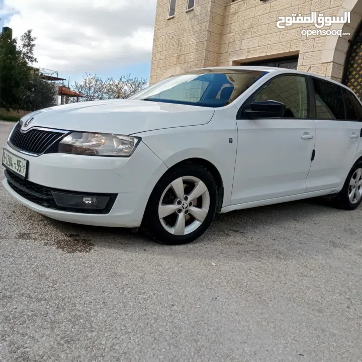 سكودا رابيد سبيس باك