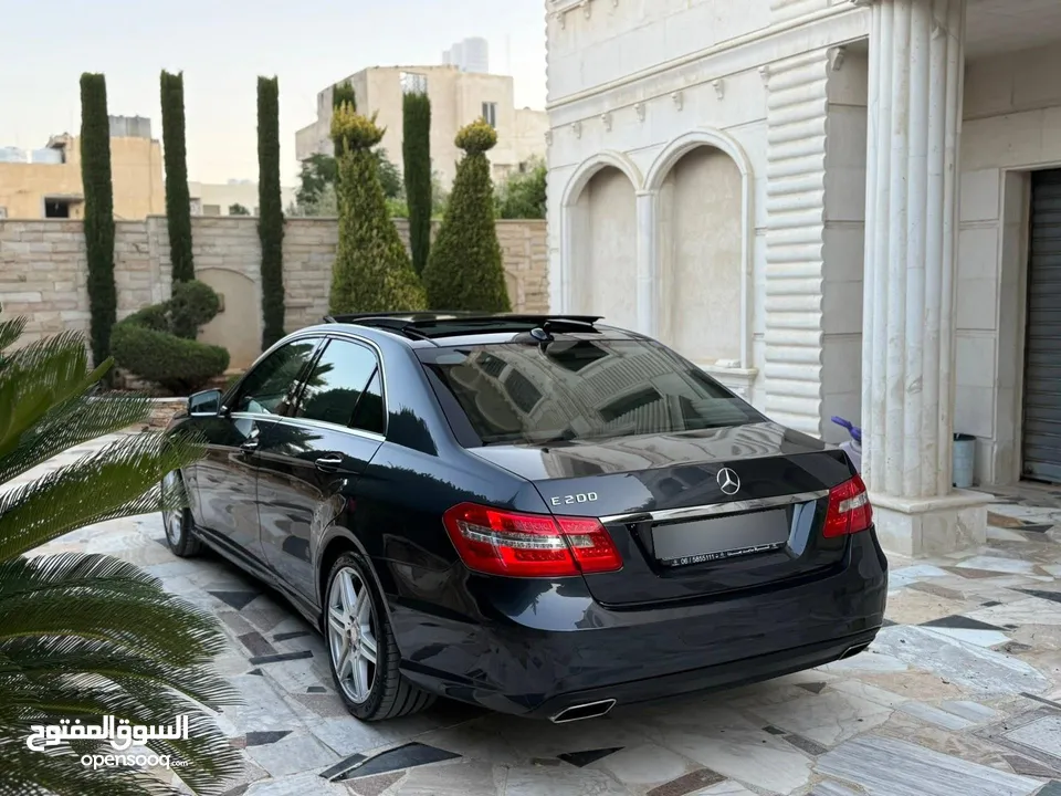 مرسيدس e200 2013 فل كامل بحالة الوكالة للبيع