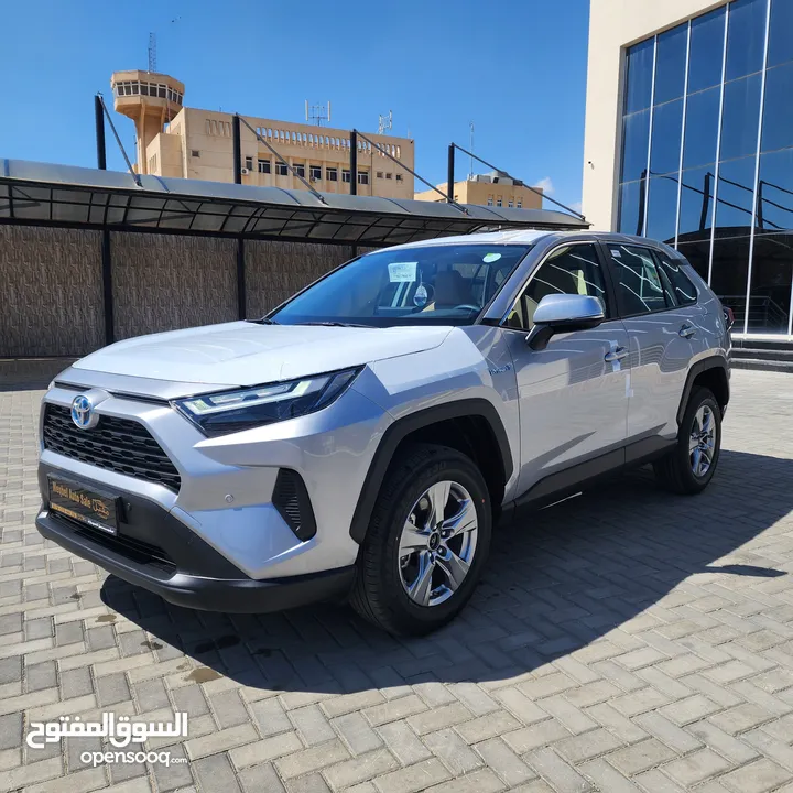 TOYOTA RAV4 Hybrid 4*4 LE 2024