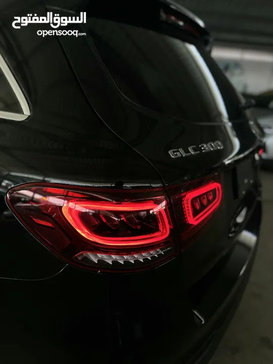 MERCEDES GLC300 2020