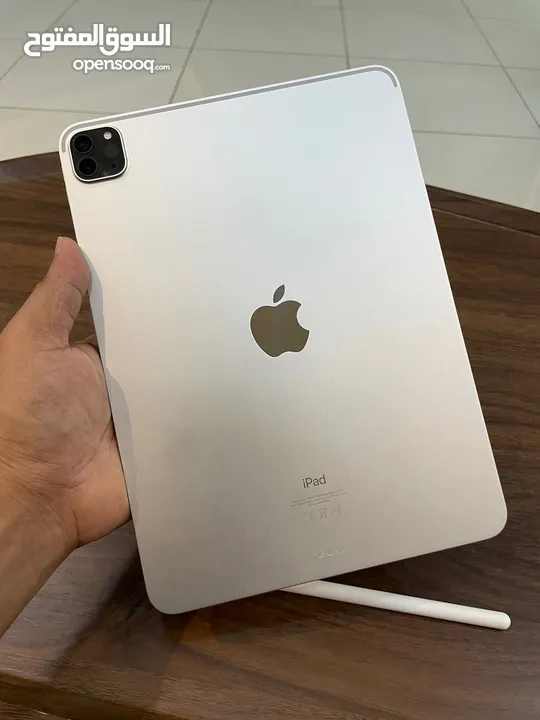 Apple iPad Pro-M1 Silver Color 11-inch, 256 GB Excellent Condition