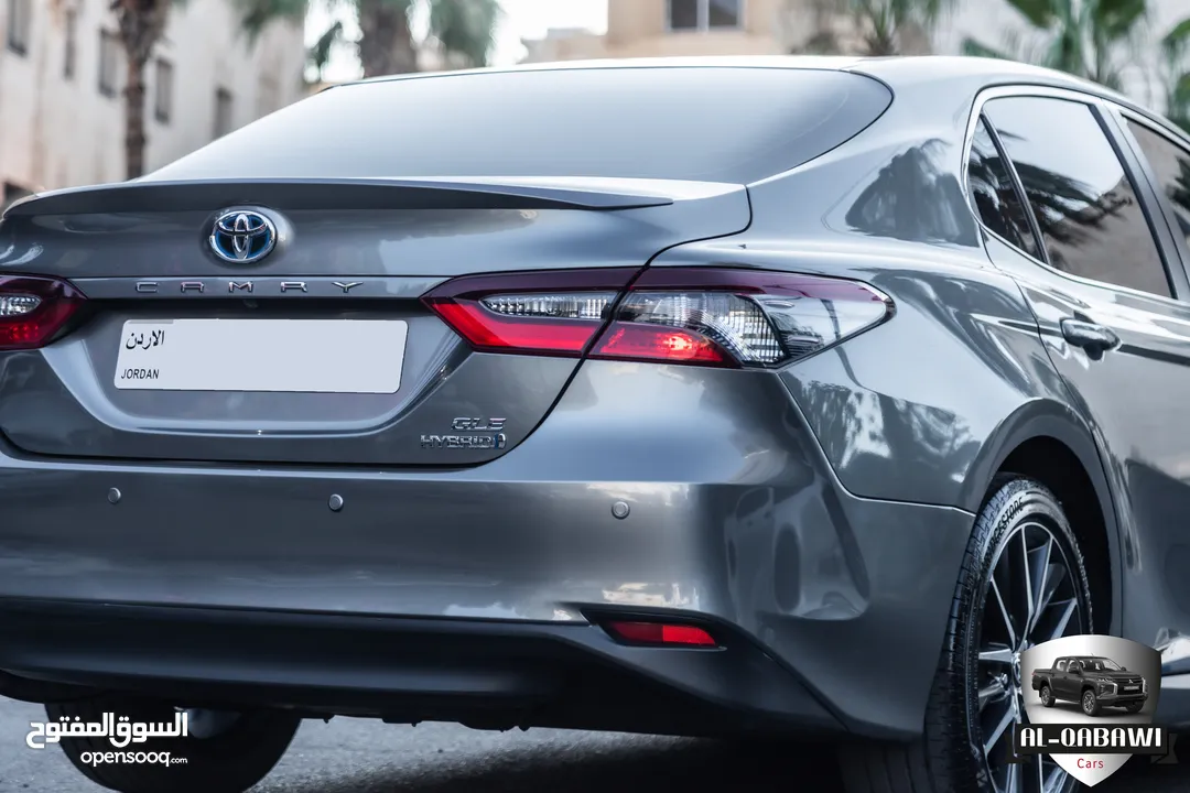 Toyota Camry Gle 2023  السيارة بحالة ممتازة جدا و قطعت مسافة 70,000 كيلو متر