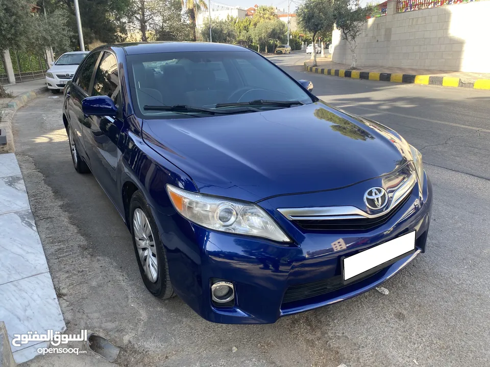 تويوتا كامري هايبرد 2011 بحاله الوكاله استخدام شخصي وبسعر 8250 دينار