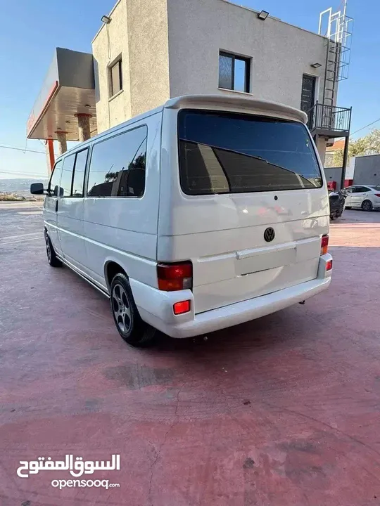 باص كرفيل موديل 2000