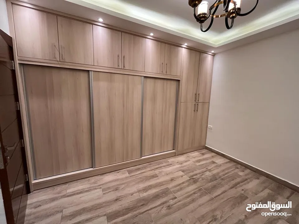 شقة غير مفروشة للايجار في عبدون  ( Property 33348 ) سنوي فقط