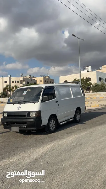 باص تويتا هايس فان وكاله