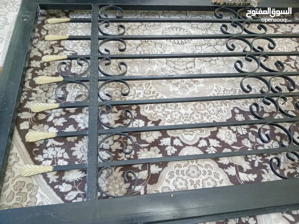 باب حمايه خارجي للمنزل