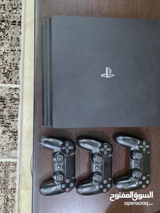 بلاستيشن 4 برو للبيع