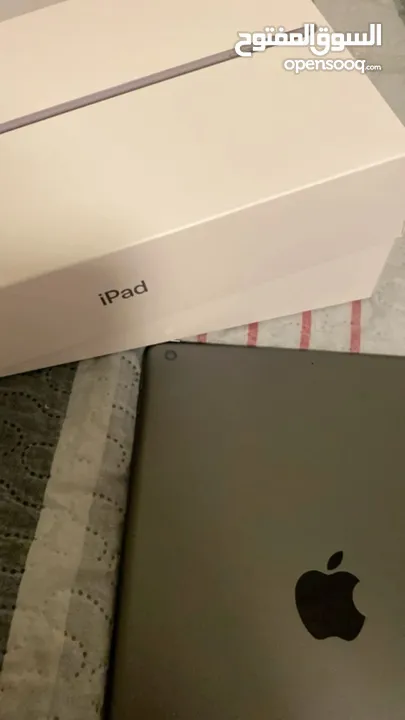 أيبات آبل الجيل 9 ( التاسع) iPad 9th  generation استعمال نظيف   نرد علي رسائل فقط