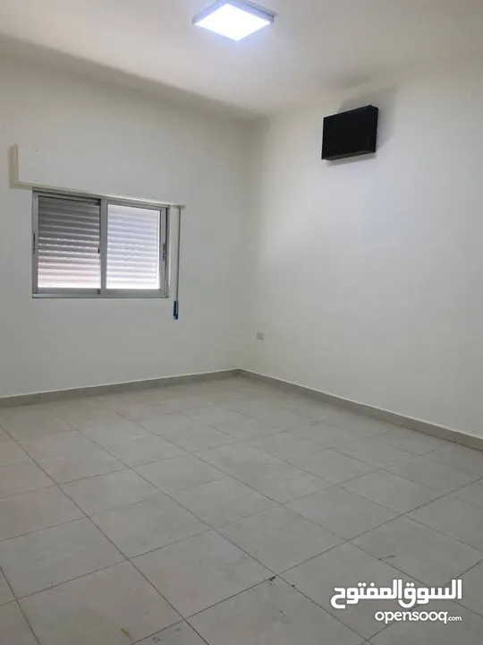 عمارة استثمارية بضاحية الامير حسن للبيع من المالك مباشرة