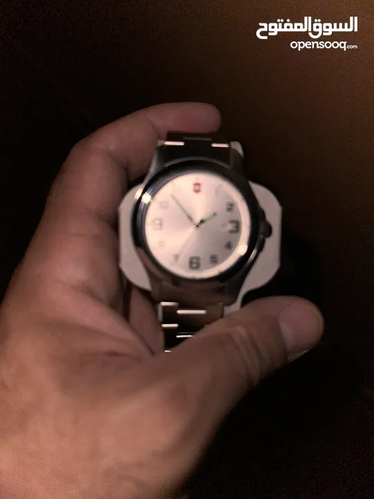 VICTORINOX SWISS ARMY