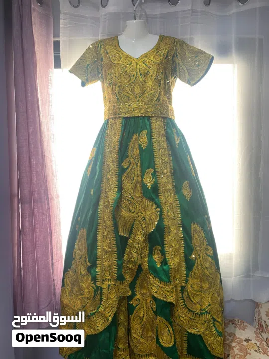 فستان زفاف للبيع