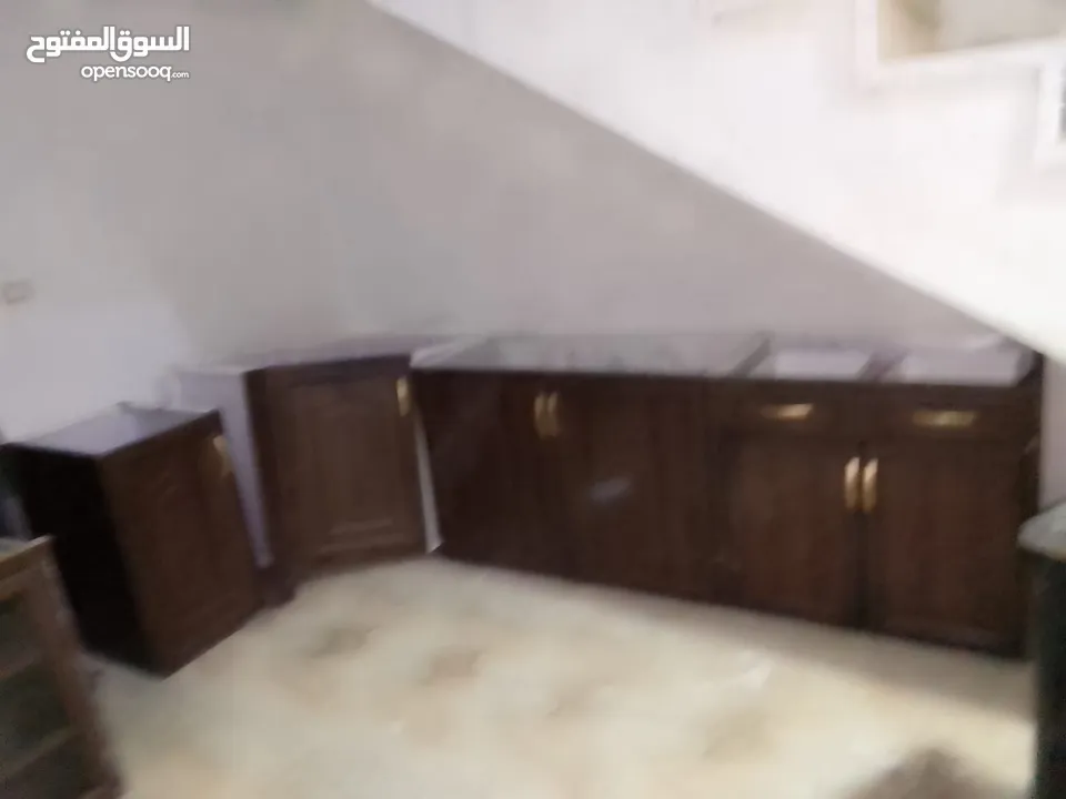 نشتري نشتري جميع انواع المطابخ المنيوم والبلوط نئتيك أينما كنتم