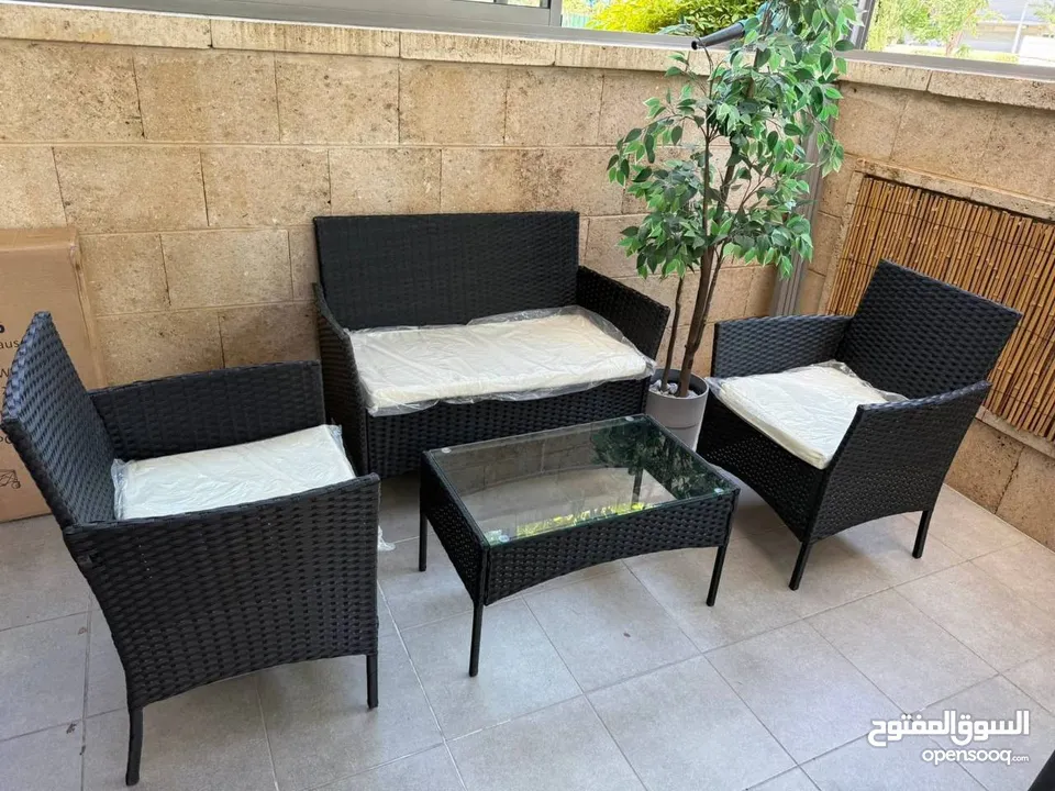 طقم قعدة خارجي مع الفرش