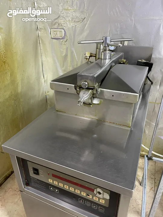 مطعم بروست&وجبات سريعه