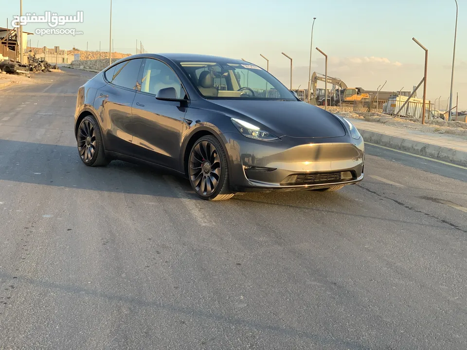 Tesla Y Performance 2021 صنف رياضي فحص كامل