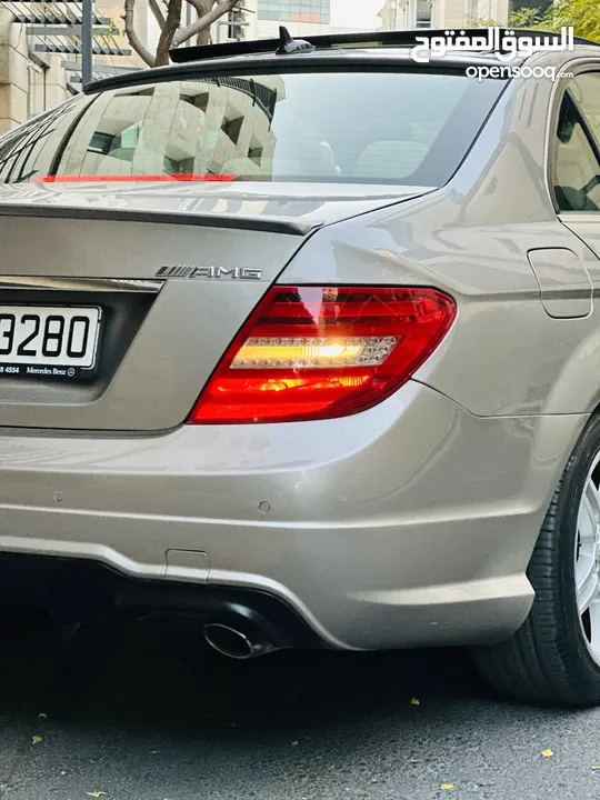 مرسيدس c200 AMG اعلى صنف اڤنجارد بانوراما