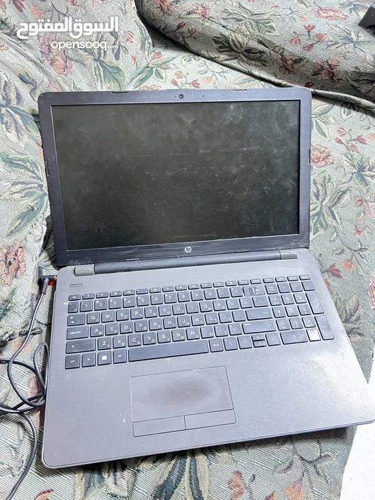 لابتب hp  نضيف بطاريه نخب معه شاحن فقط  بسعر حرق 75 دينار