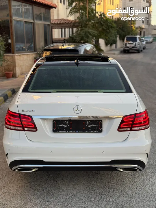 Mercedes-Benz E200 AMG 2016