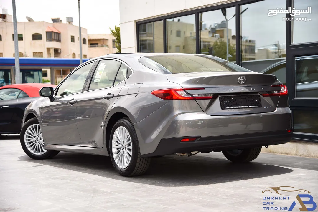 تويوتا كامري هايبرد رمادي 2025 Toyota Camry Hybrid HEV