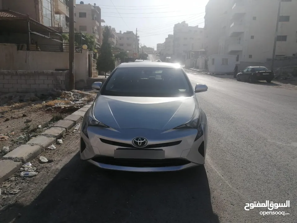 تويوتا بريوس 2017