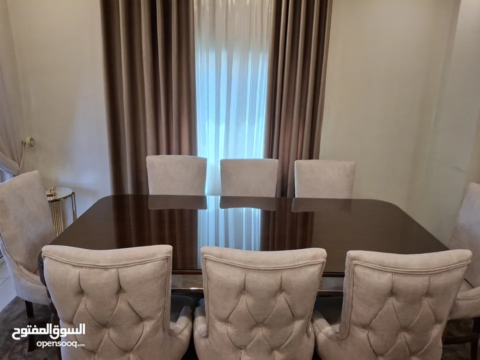 طاولة سفرة 8 كراسي جديده