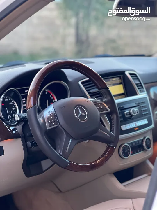 مرسيدس ML550 biturbo أمريكي كشافات زينون مواصفات فل نظيف كرت على الشرط بسعر مغري