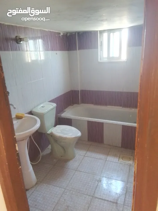 شقة طابق اول