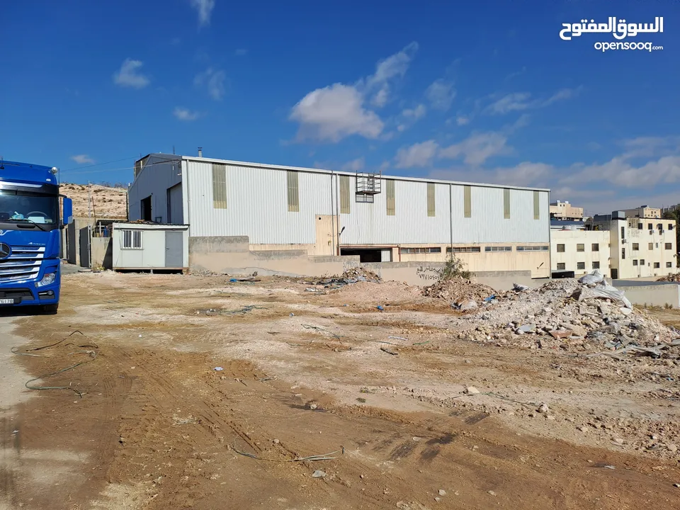 ابو علندا / الرجيب ارض 3200م صناعي بسعر جيد