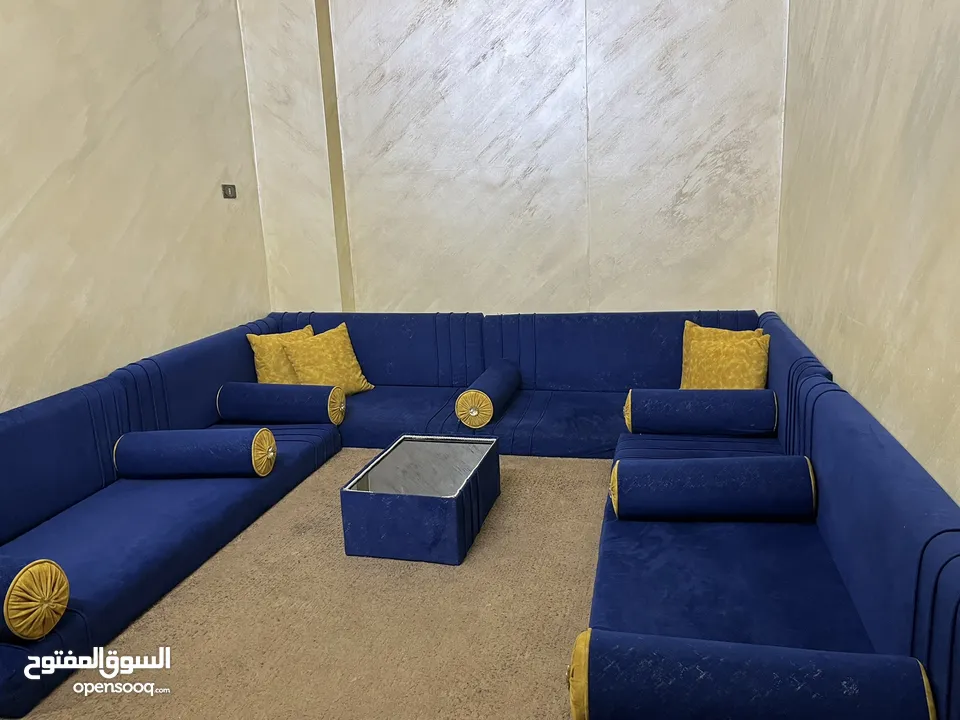 مجلس عربي للبيع