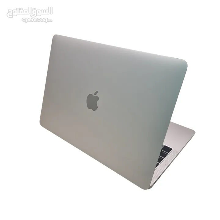 ماك بوك اير 2018 نظيف جدا MacBook Air 2018 in excellent condition