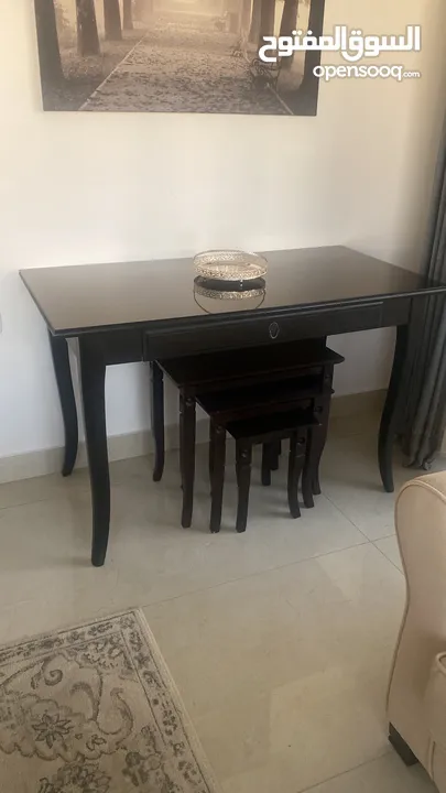 متعدد الاستعمالات مكتب او تسريحه او كونسول