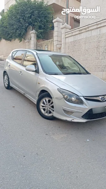 هيونداي i30 2011