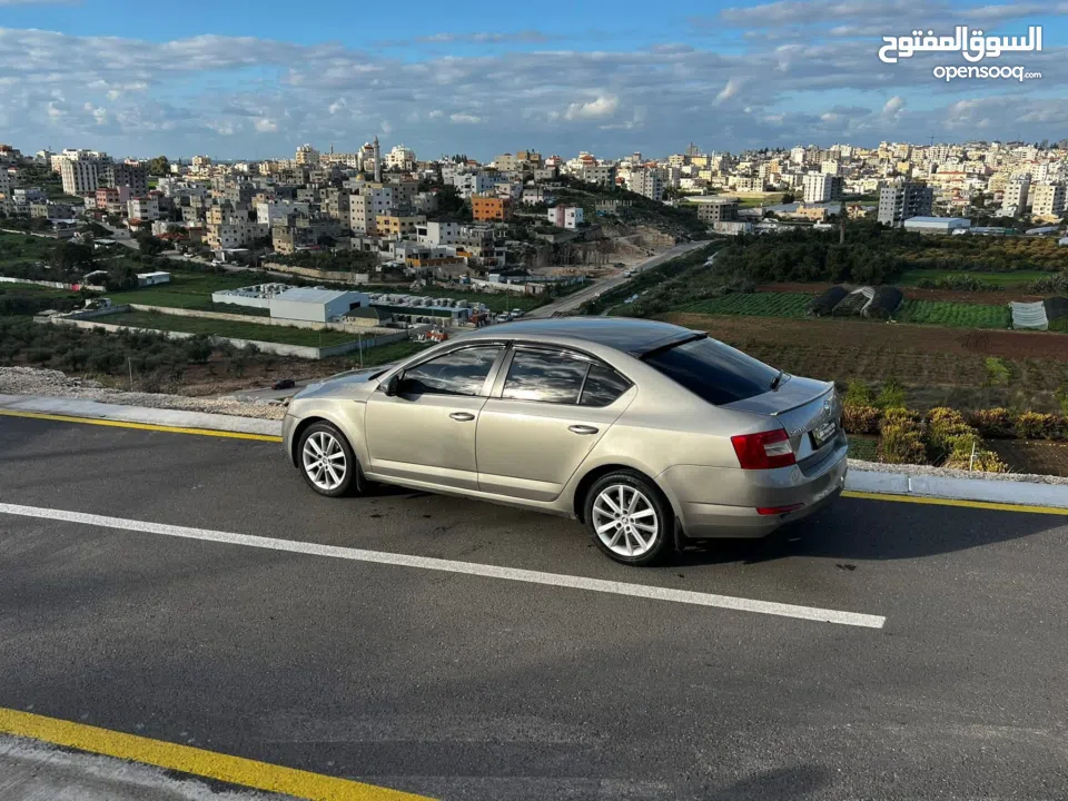 سكودا اوكتافيا 2015