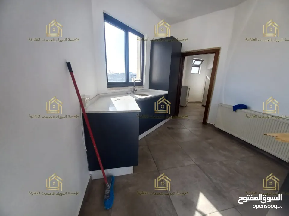 روف سوبر ديلوكس مع ترس بإطلالــــه بانوراما