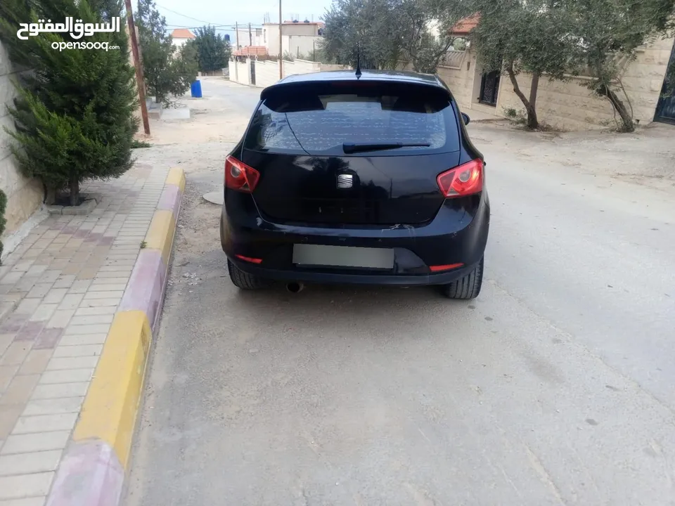 سيات إبيزا 2011