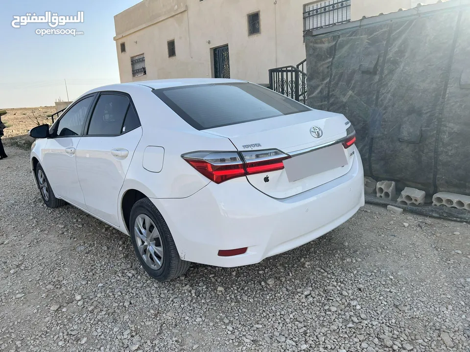 تايوتا كورولا 2018