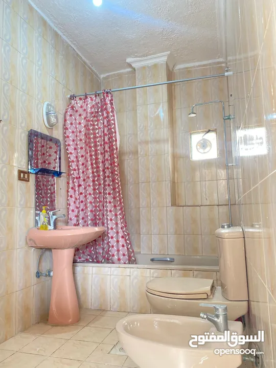 شقة مفروشة للإيجار