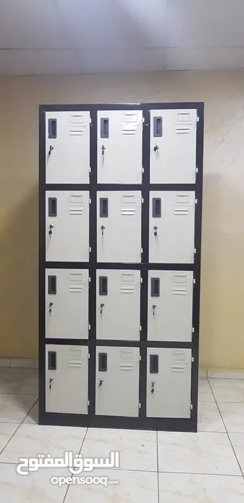 تفصيل كراسي محاضرات مع ركاية ودروج مدرسية. طاولات تركية