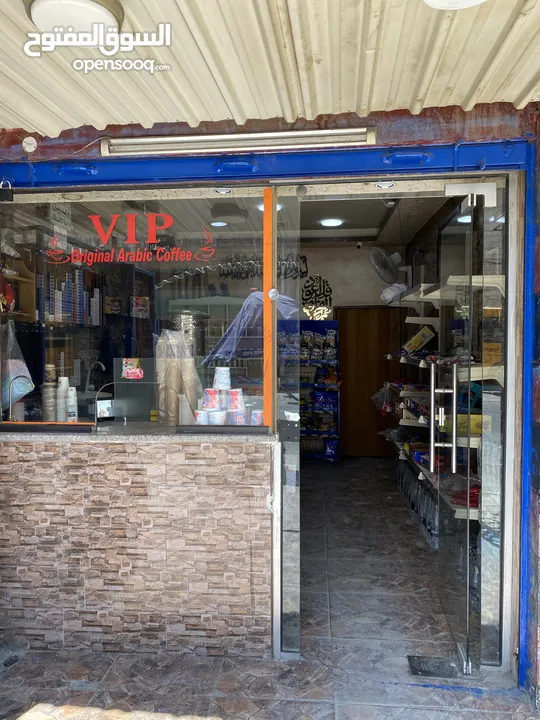 قهوة vip للبيع مع البضاعة والقهوة على رئس عمله للبيع باقي التفصيل