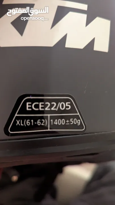 خوذة KTM استعمال قليل دون خدش ECE22 بحالة ممتازة جدا حجم XL