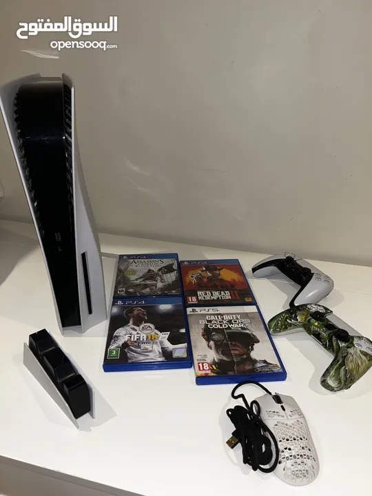 PS5 DISC WITH CONTROLLERS  + GAMES