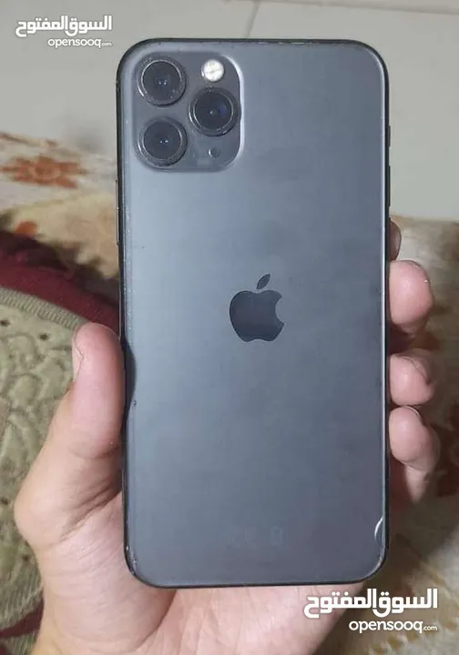 آيفون 11pro