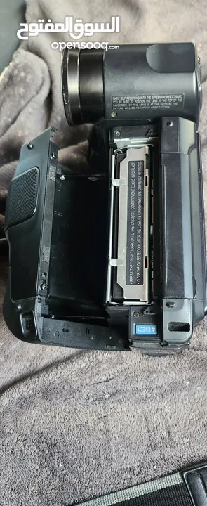 كاميرا يابانية