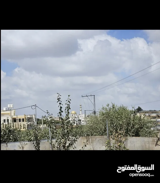 ارض للبيع حلحول منعين