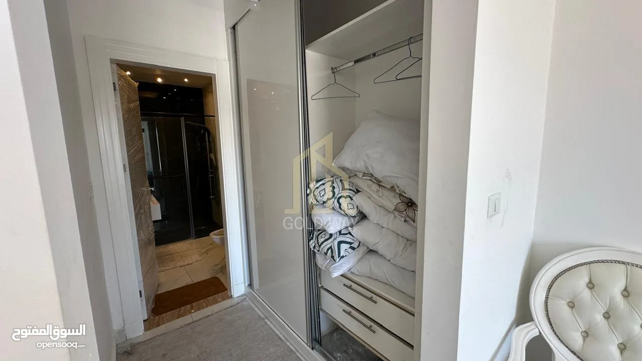 في أجمل مناطق الرابيه شقة أرضيه 196م مع ترس 50م بتشطيبات راقية / ref 9547