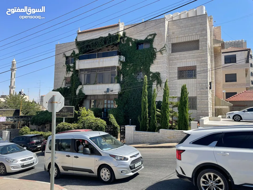� للإيجار من المالك مباشرة – طابق أول في رام الله / الشرفة