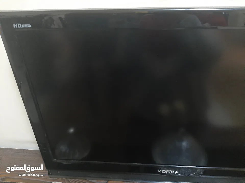 شاشه للبيع بحاله ممتازه